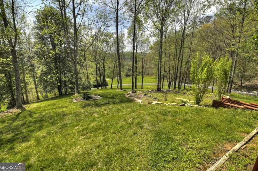 256 Bailey Farm LN Mineral Bluff, GA 30559