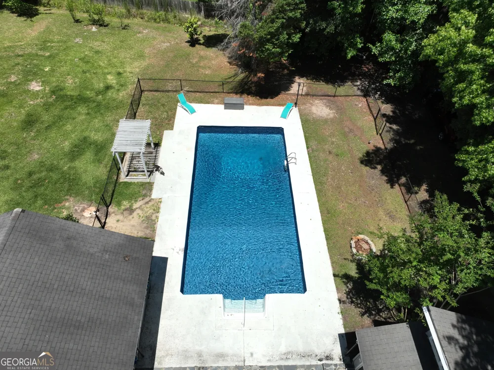 1222 4th AVE Eastman, GA 31023