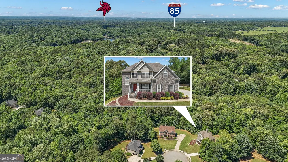 39 Hawthorne PL Sharpsburg, GA 30277