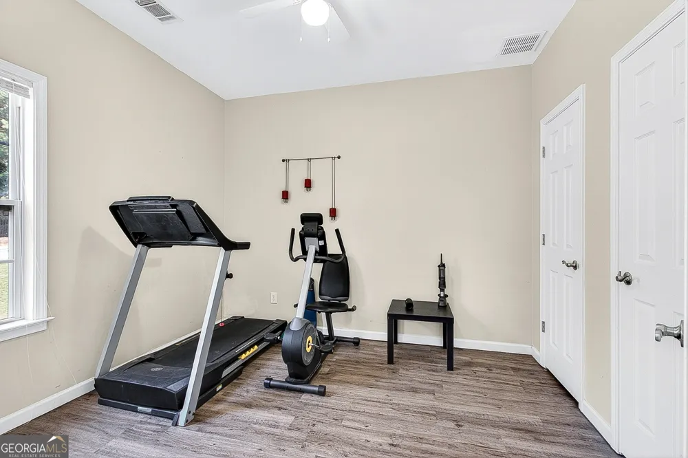 39 Hawthorne PL Sharpsburg, GA 30277