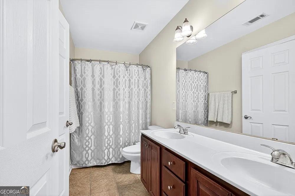 39 Hawthorne PL Sharpsburg, GA 30277