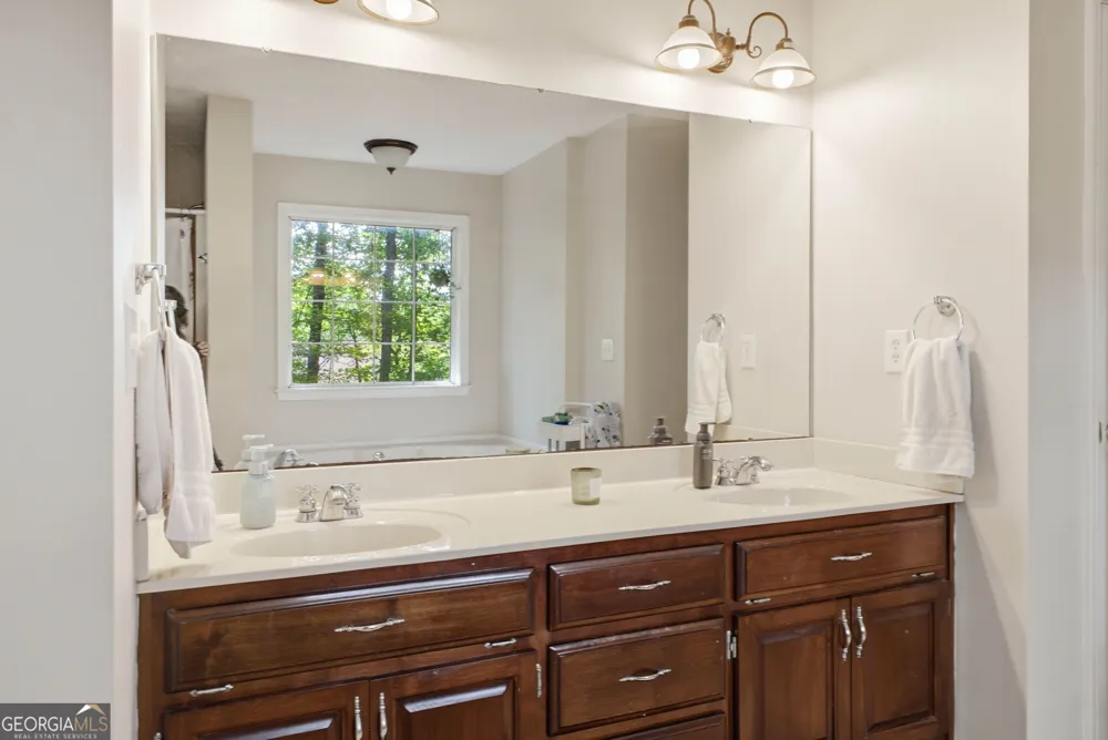 596 Riverhaven LN Menlo, GA 30731