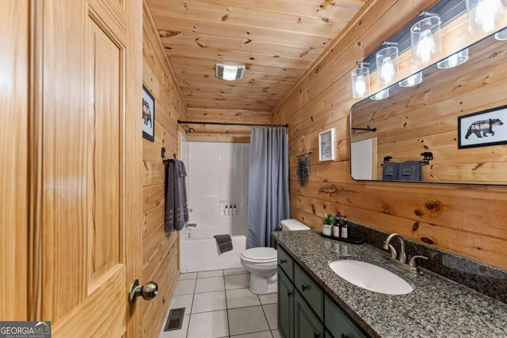 437 Spruce CIR Mineral Bluff, GA 30559