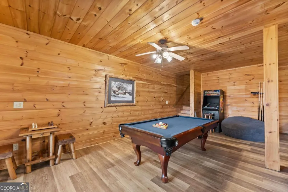 437 Spruce CIR Mineral Bluff, GA 30559