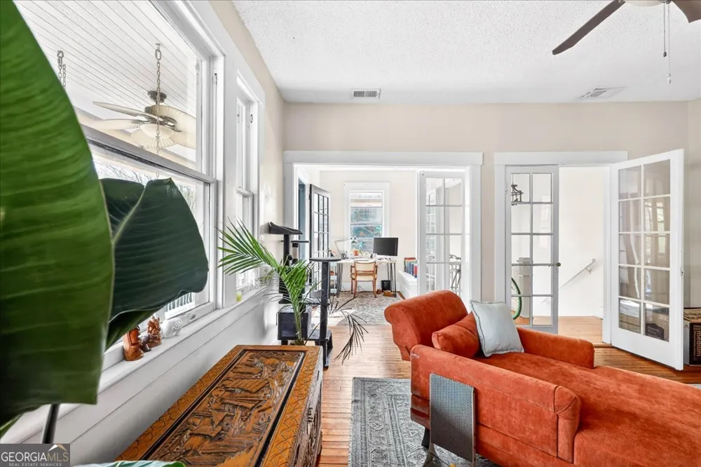 515 E Duffy ST Savannah, GA 31401