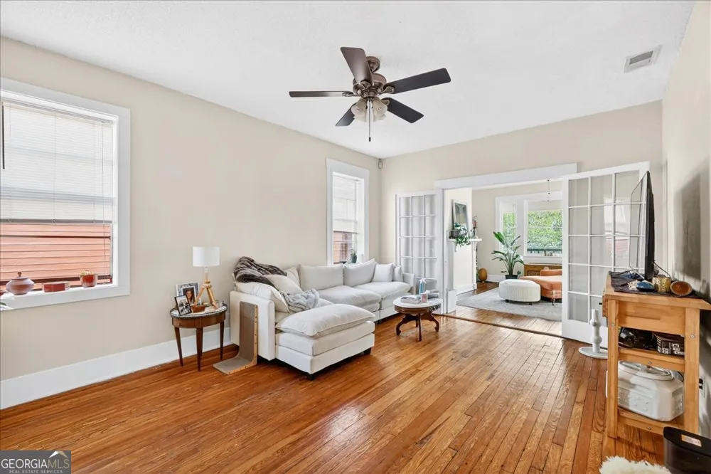 515 E Duffy ST Savannah, GA 31401