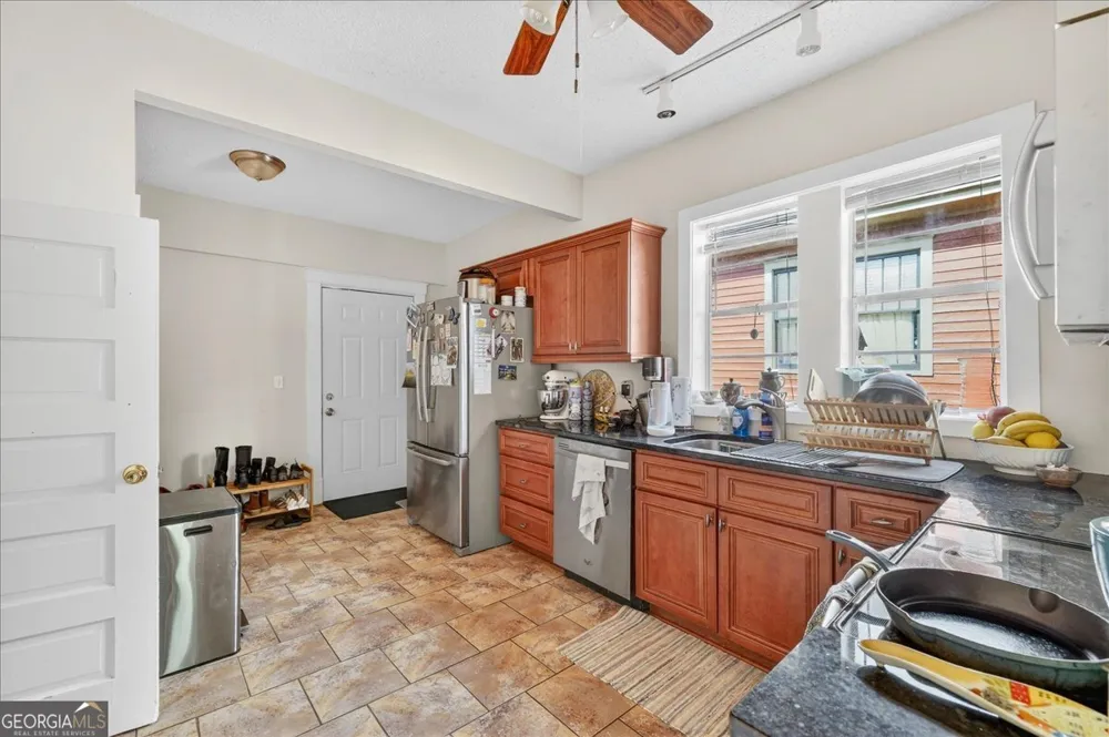 515 E Duffy ST Savannah, GA 31401