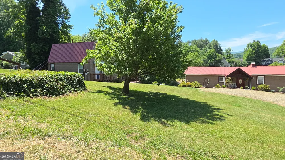 1693 Chatuge Shores RD Hiawassee, GA 30546