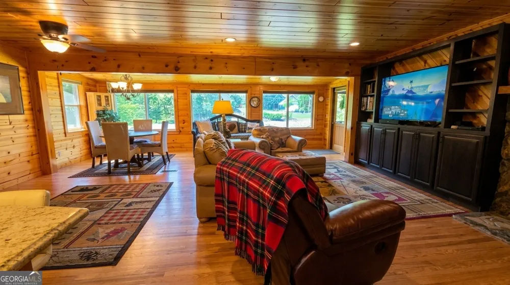 1693 Chatuge Shores RD Hiawassee, GA 30546