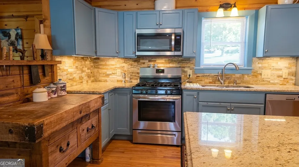 1693 Chatuge Shores RD Hiawassee, GA 30546