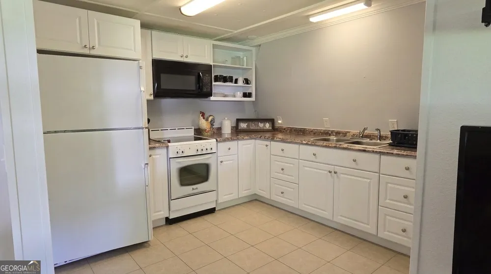 1693 Chatuge Shores RD Hiawassee, GA 30546