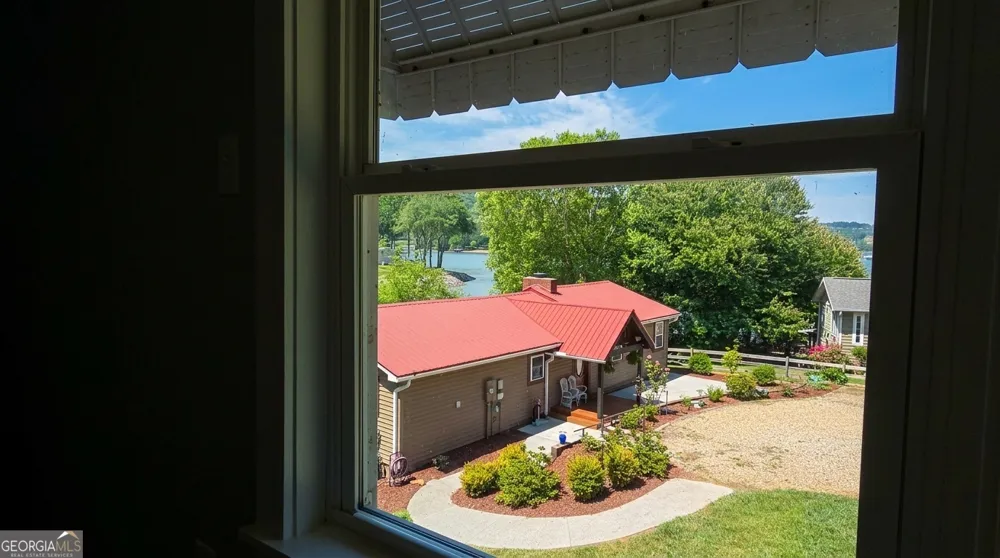 1693 Chatuge Shores RD Hiawassee, GA 30546