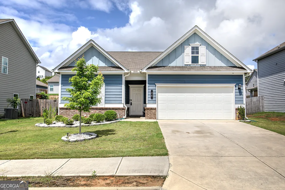 26 Thacker TRL Adairsville, GA 30103