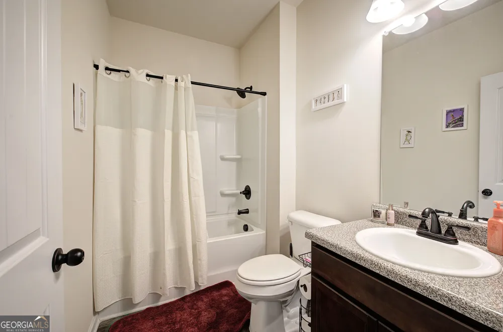 26 Thacker TRL Adairsville, GA 30103
