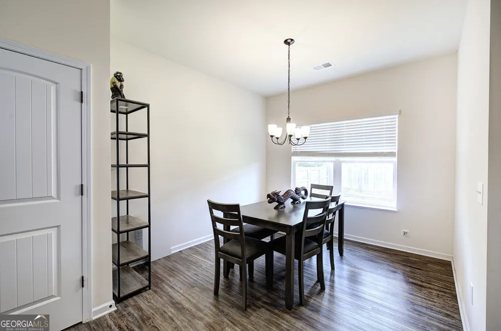 26 Thacker TRL Adairsville, GA 30103