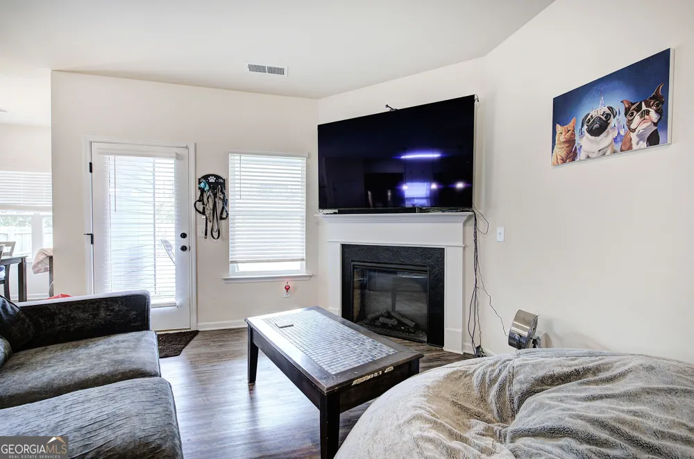 26 Thacker TRL Adairsville, GA 30103