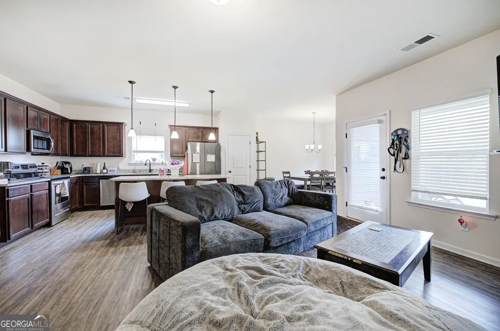 26 Thacker TRL Adairsville, GA 30103