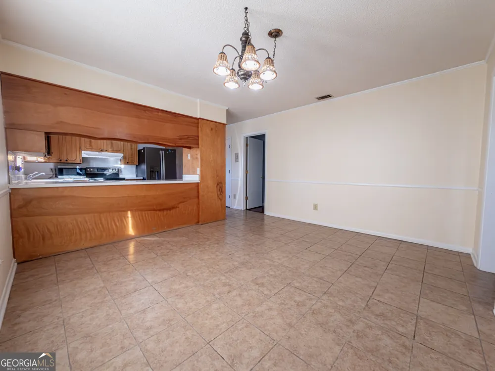 105 Edgewood RD Glennville, GA 30427