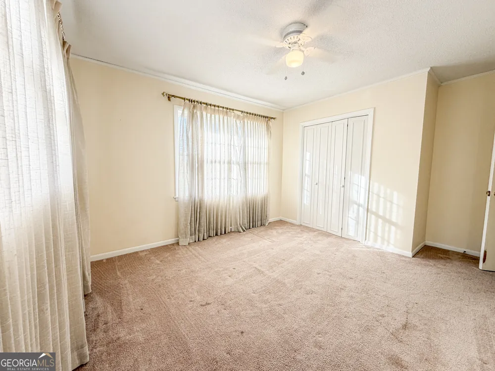 105 Edgewood RD Glennville, GA 30427
