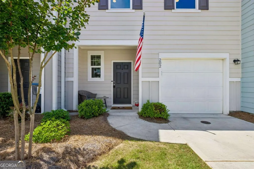 202 Fenchurch WAY Cartersville, GA 30120