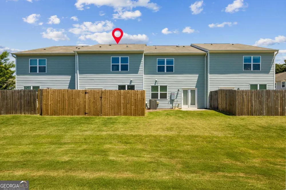 202 Fenchurch WAY Cartersville, GA 30120