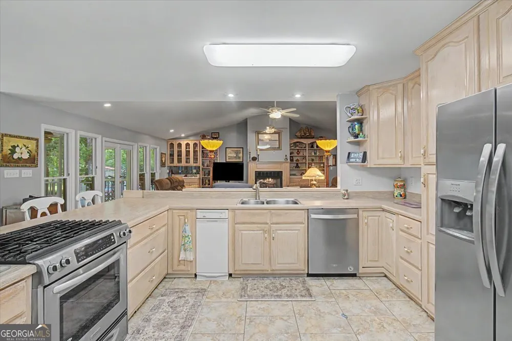 1005 County Road 544 Centre, AL 35960