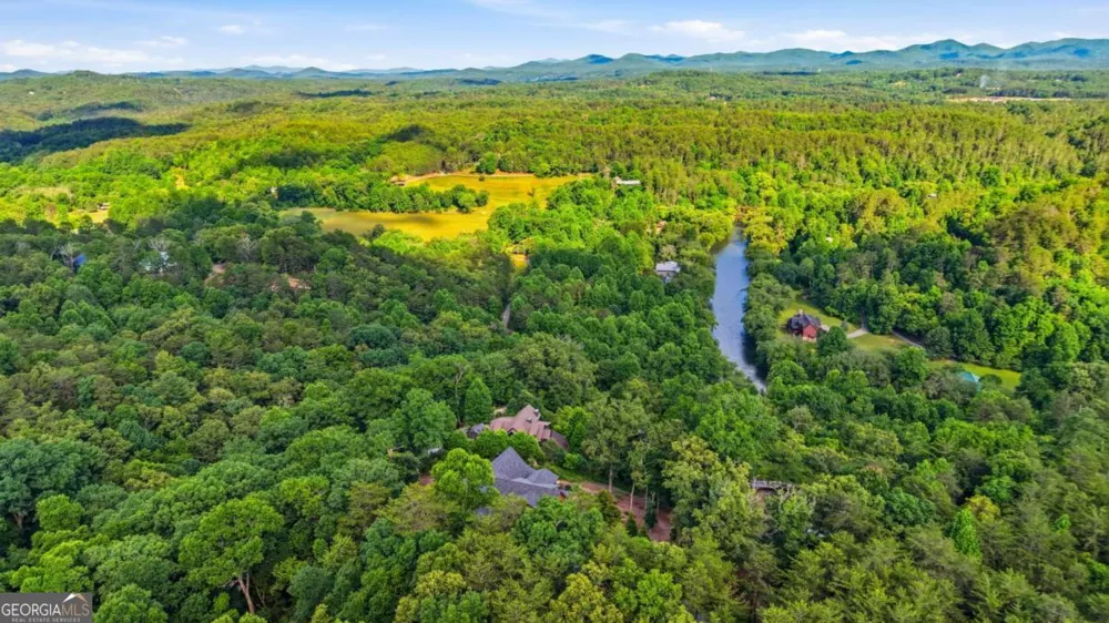 101 Toccoa Vista LN Mineral Bluff, GA 30559
