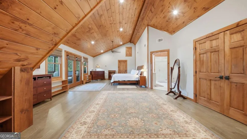 101 Toccoa Vista LN Mineral Bluff, GA 30559