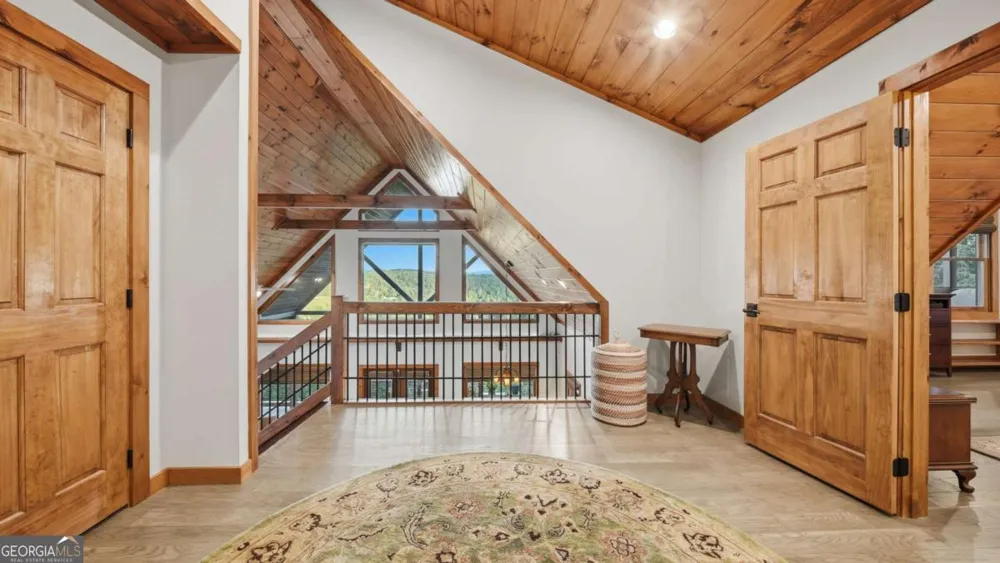 101 Toccoa Vista LN Mineral Bluff, GA 30559