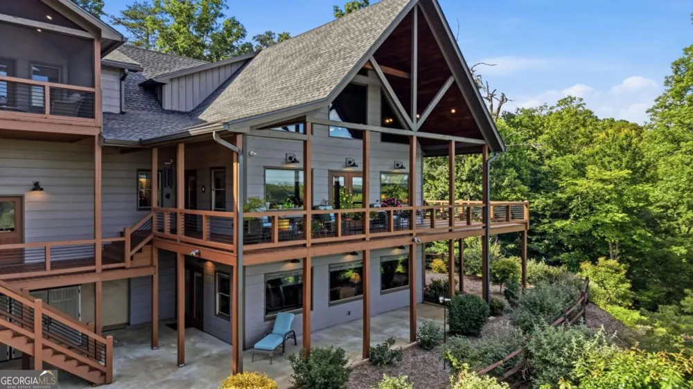 101 Toccoa Vista LN Mineral Bluff, GA 30559