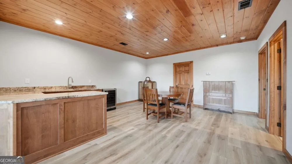 101 Toccoa Vista LN Mineral Bluff, GA 30559
