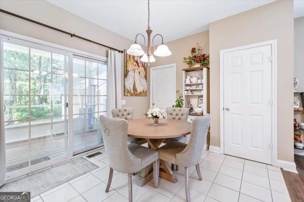 105 Cottage CT Richmond Hill, GA 31324
