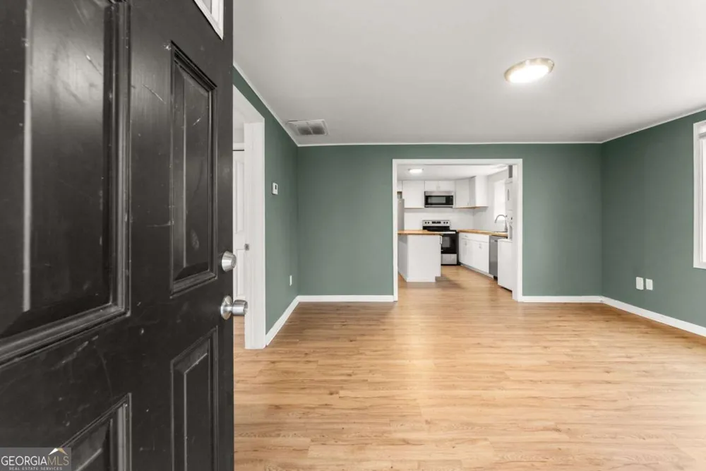 212 Walker DR Monroe, GA 30655