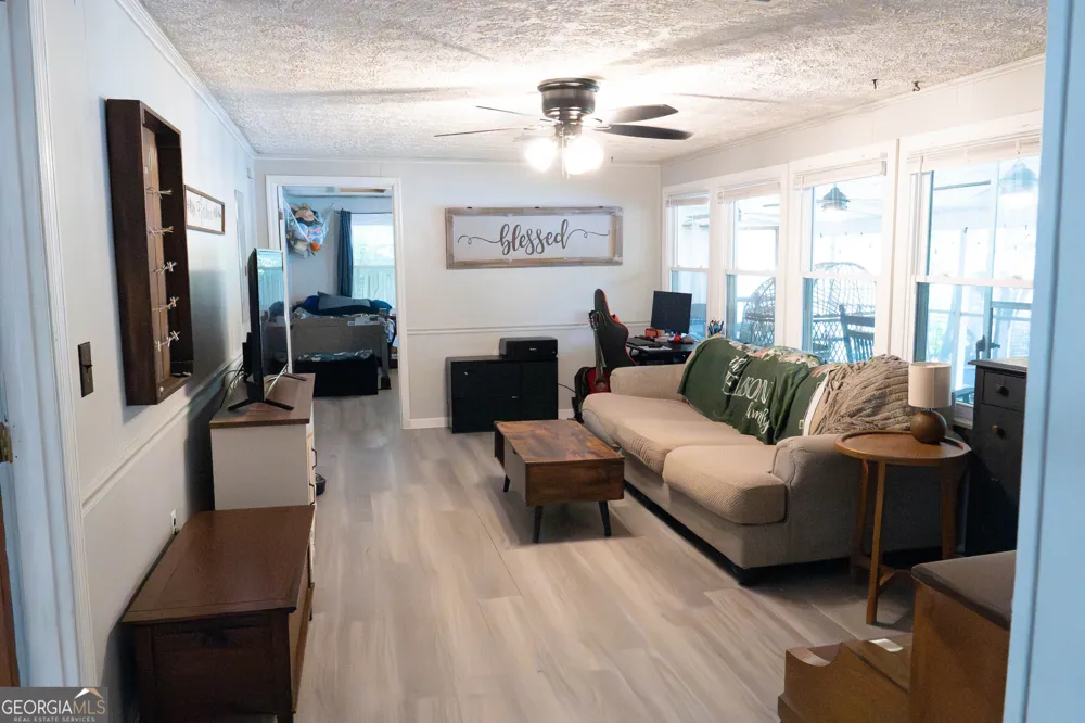 44 Penn DR Jackson, GA 30233