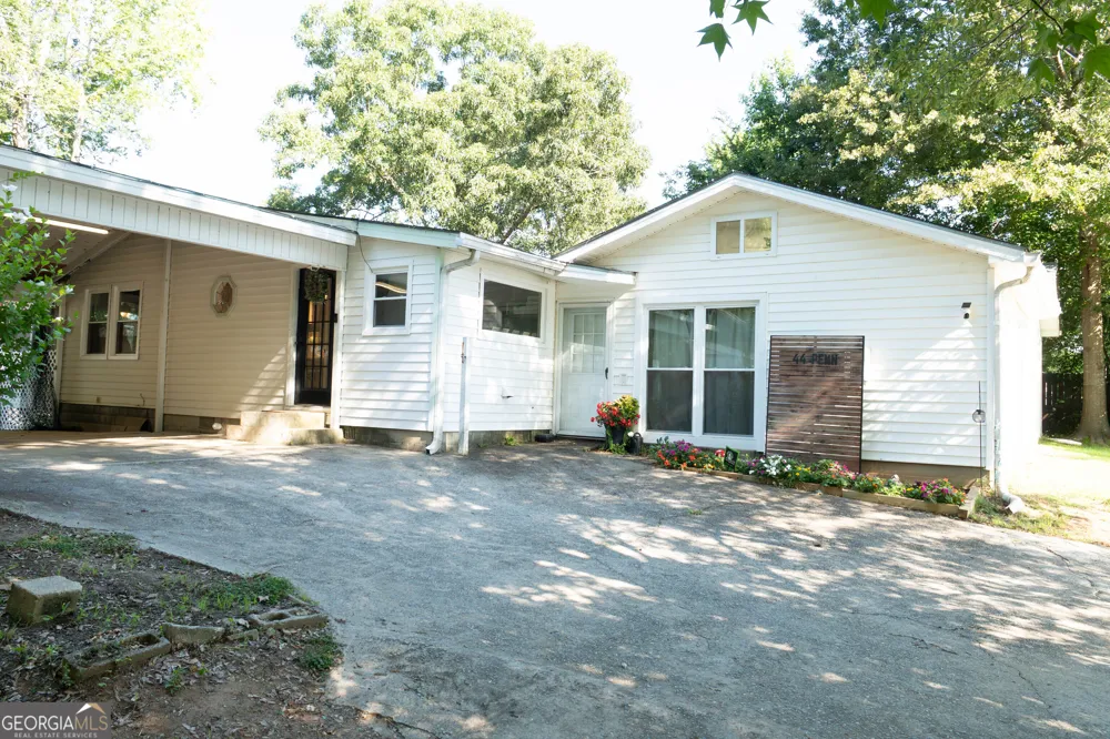 44 Penn DR Jackson, GA 30233