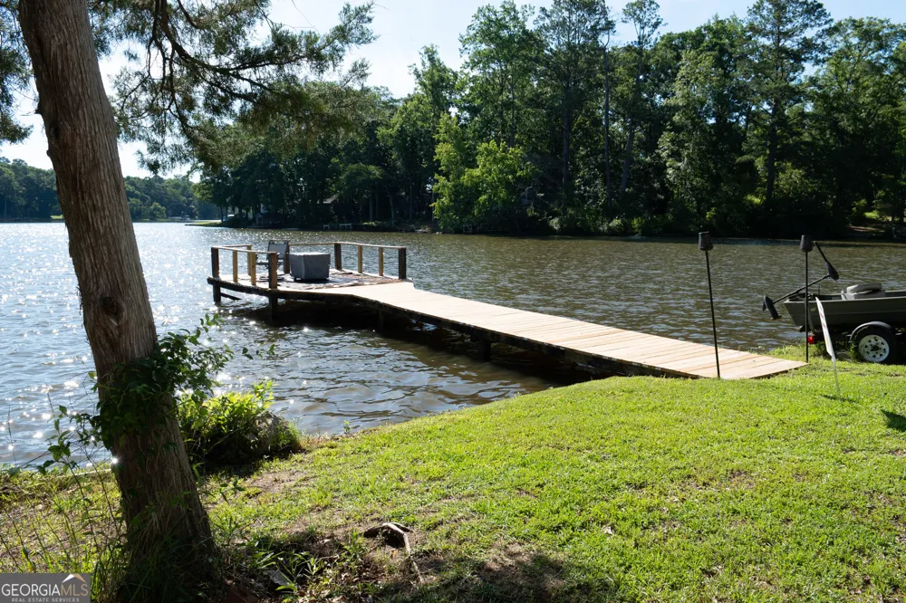 44 Penn DR Jackson, GA 30233