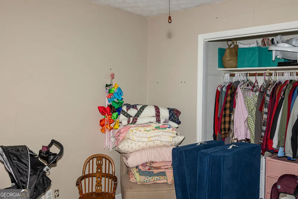 500 Camelot DR LaGrange, GA 30241