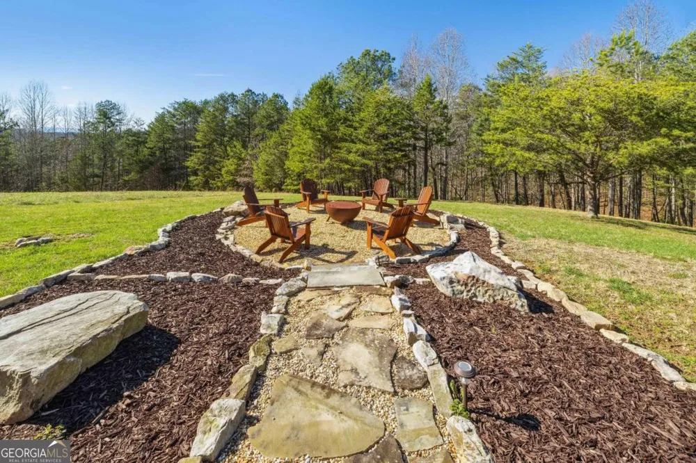 102 High Meadows TRL Morganton, GA 30560