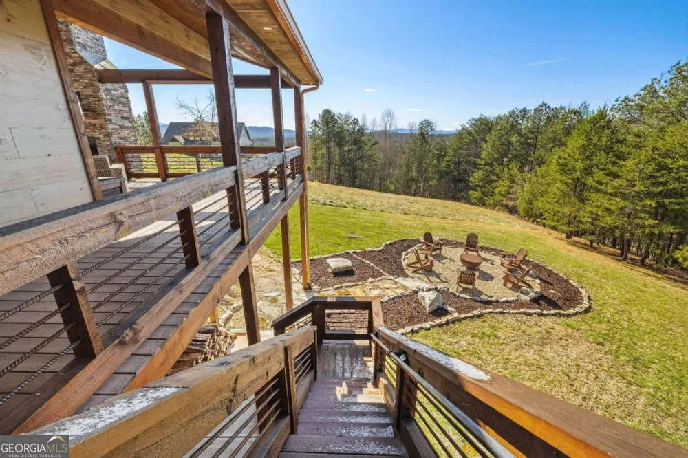 102 High Meadows TRL Morganton, GA 30560