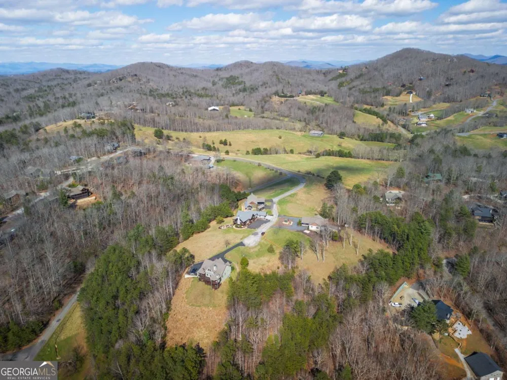 102 High Meadows TRL Morganton, GA 30560