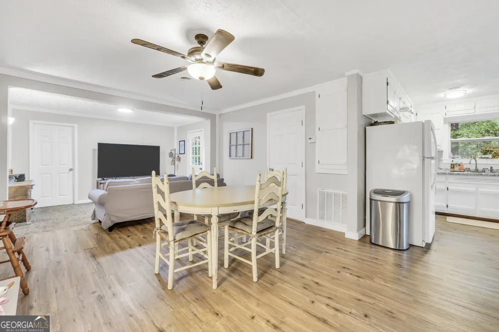997 Cardinal ST Thomaston, GA 30286