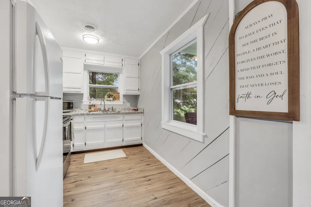 997 Cardinal ST Thomaston, GA 30286