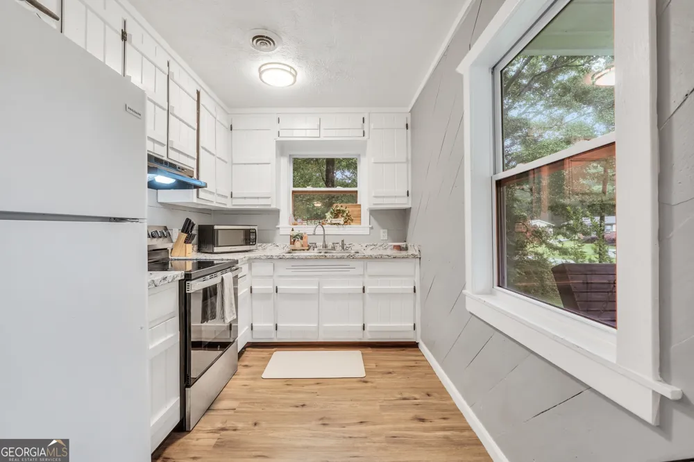 997 Cardinal ST Thomaston, GA 30286
