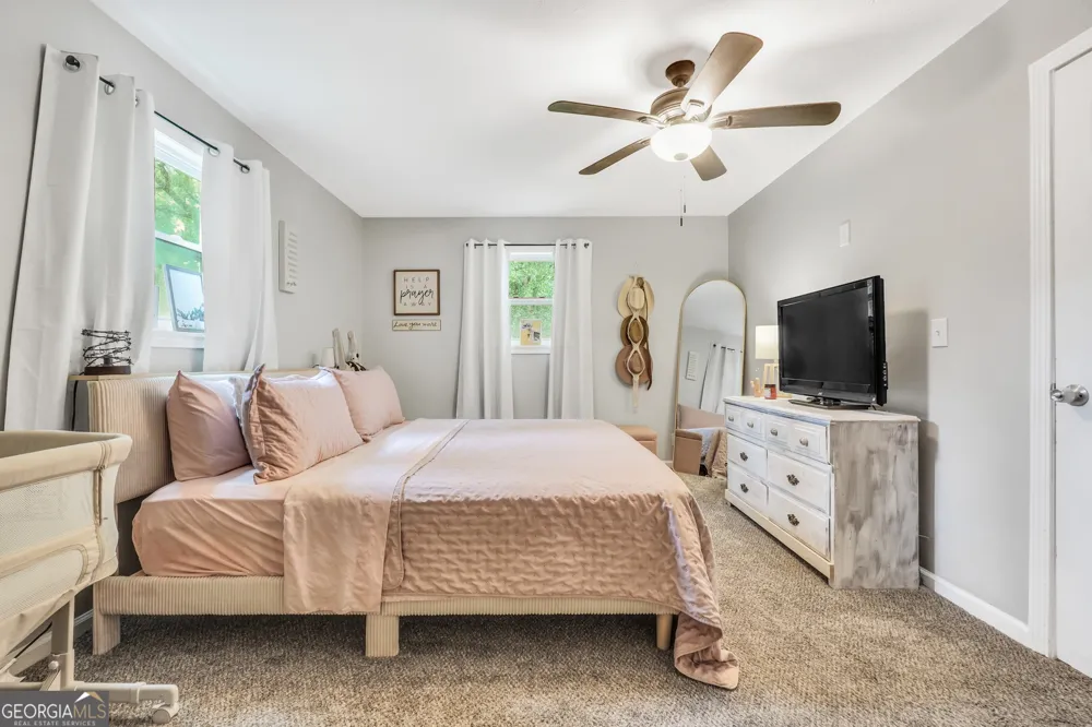 997 Cardinal ST Thomaston, GA 30286