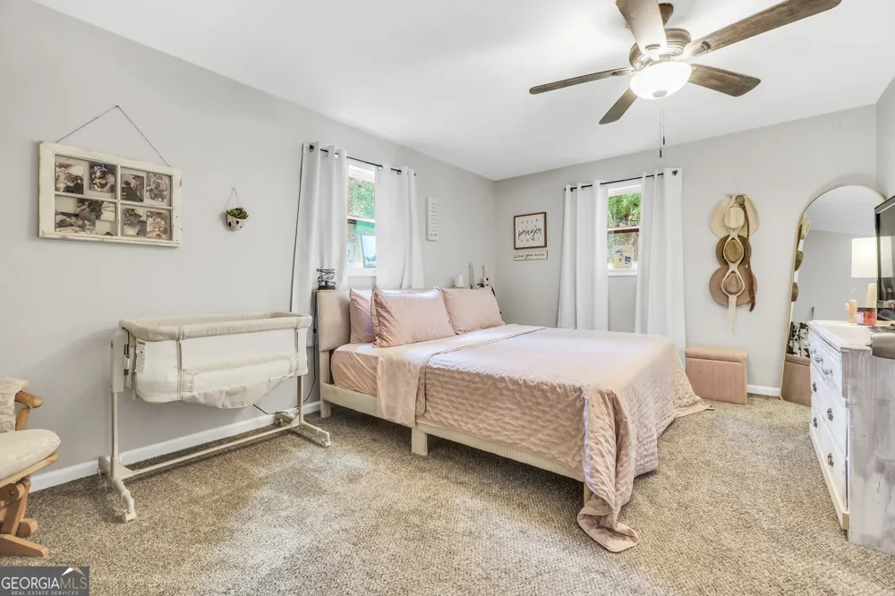 997 Cardinal ST Thomaston, GA 30286