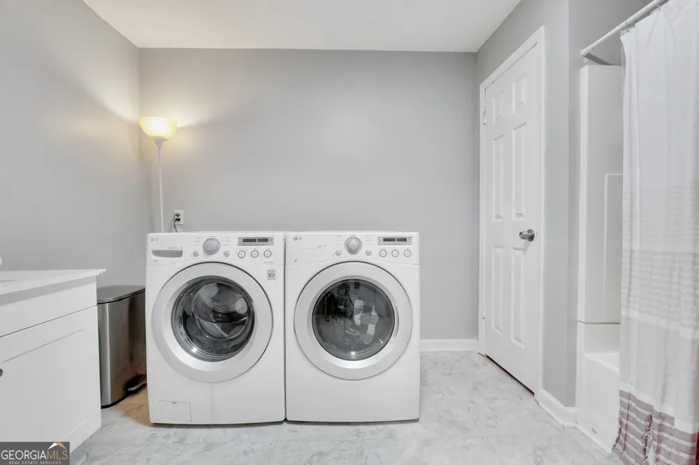 997 Cardinal ST Thomaston, GA 30286