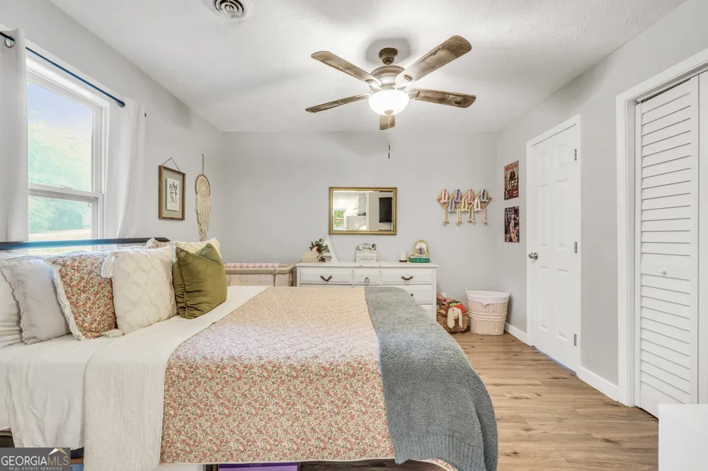 997 Cardinal ST Thomaston, GA 30286