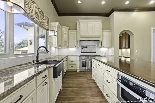 1054 Provence New Braunfels, TX 78132