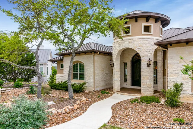 1054 Provence New Braunfels, TX 78132