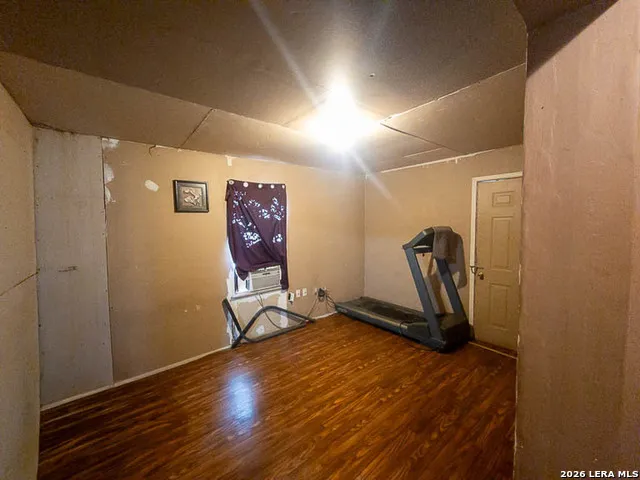 343 Bocawood Drive Poteet, TX 78065